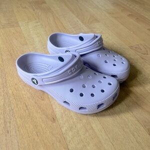 Ladies Size 6 Purple Crocs